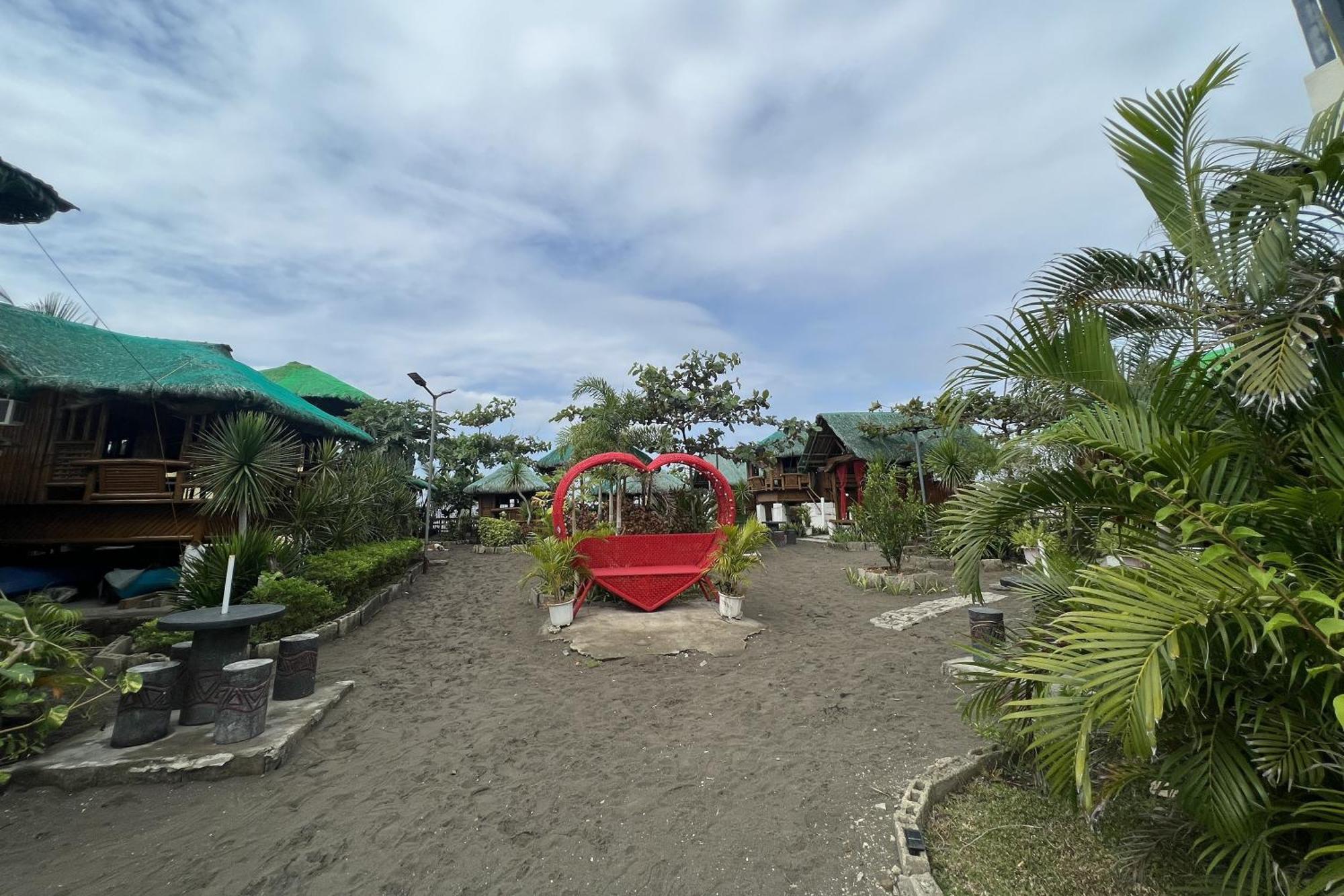 Lover'S Point Beach Front Resort Lian Kültér fotó